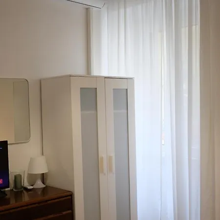 Appartamento New, True-stevere Amazing Double Bed For 5 Pax *