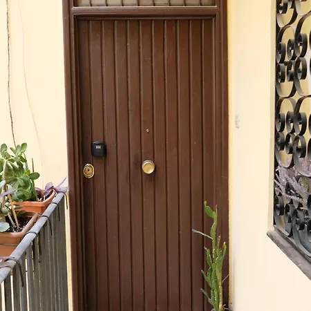 New, True-stevere Amazing Double Bed For 5 Pax Appartamento
