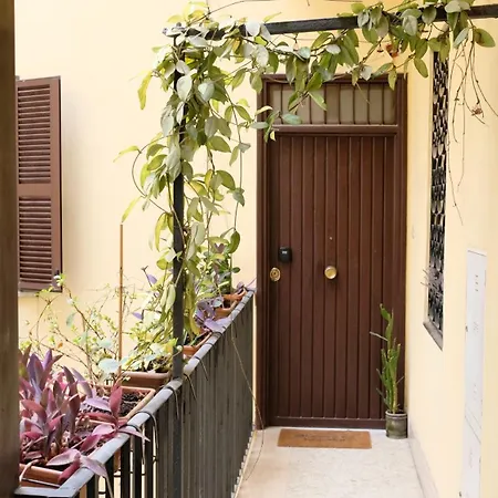 Appartamento New, True-stevere Amazing Double Bed For 5 Pax *