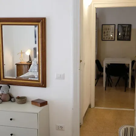 Appartamento New, True-stevere Amazing Double Bed For 5 Pax *