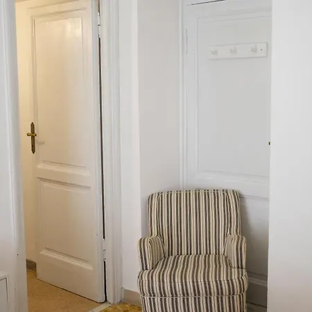 New, True-stevere Amazing Double Bed For 5 Pax Appartamento Roma